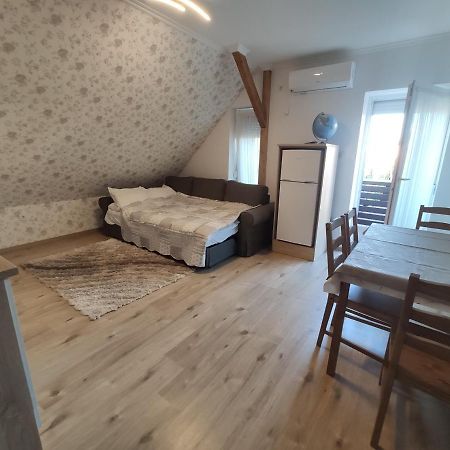 Royal De Lux Lägenhet Hajdúszoboszló Exteriör bild