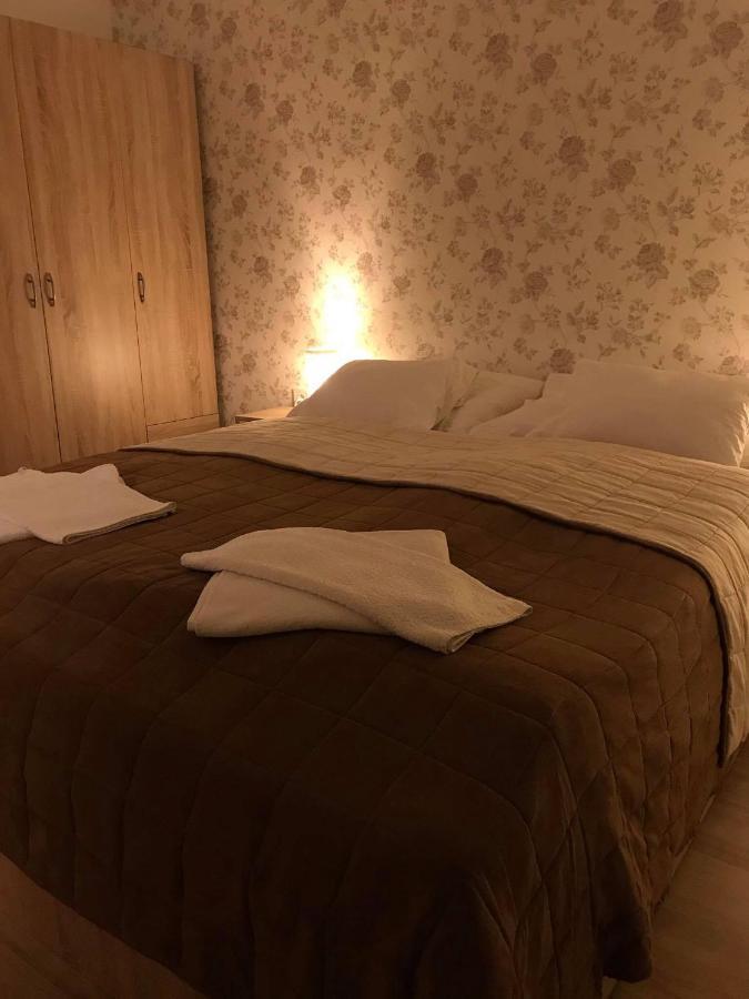 Royal De Lux Lägenhet Hajdúszoboszló Exteriör bild